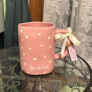 Rae Dunn ‘be mine’ Mug- NWT